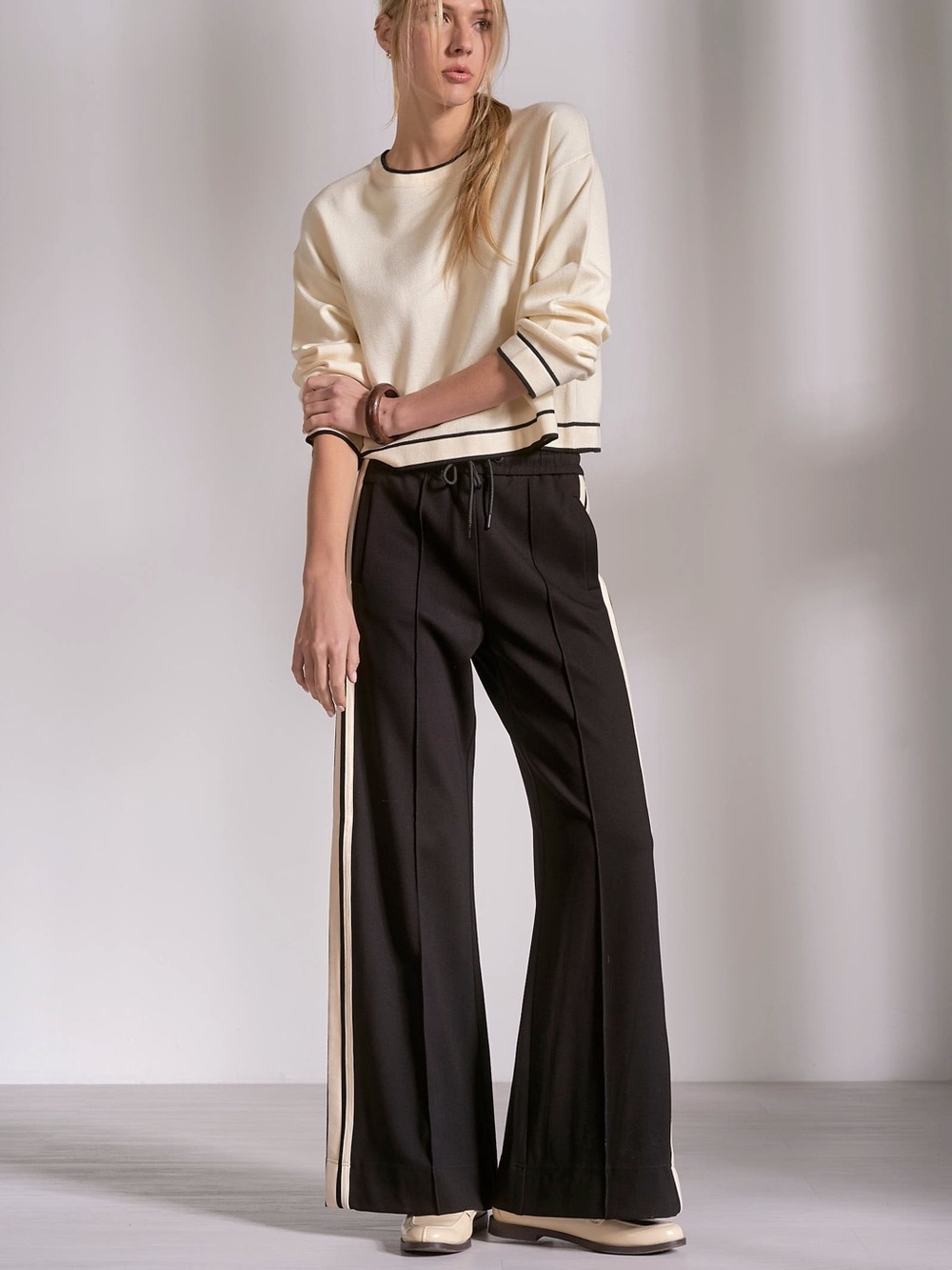 Elan Track Pants - Elevated Black/Natural